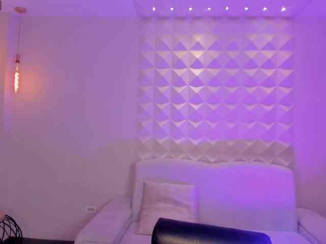 BellaConnor webcam