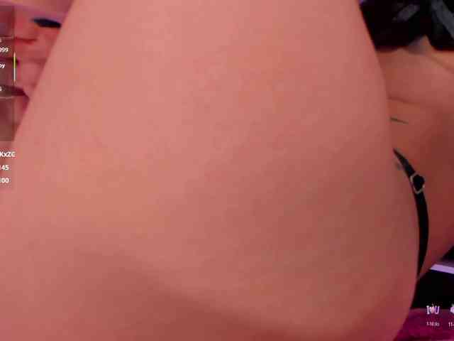 BellaConnor webcam