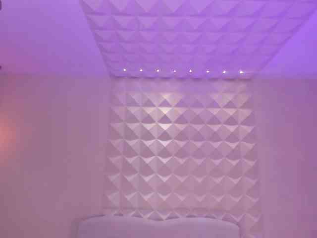 BellaConnor webcam