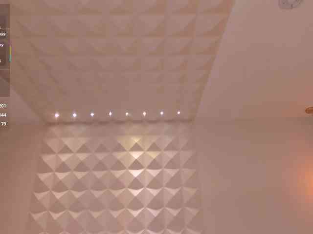 BellaConnor webcam