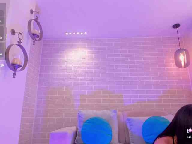 BellaConnor webcam
