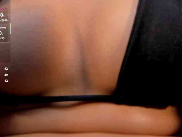 BellaConnor webcam