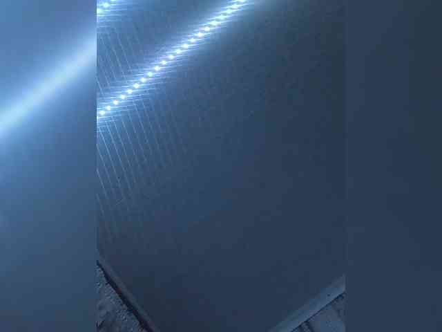 Konfetka228 webcam