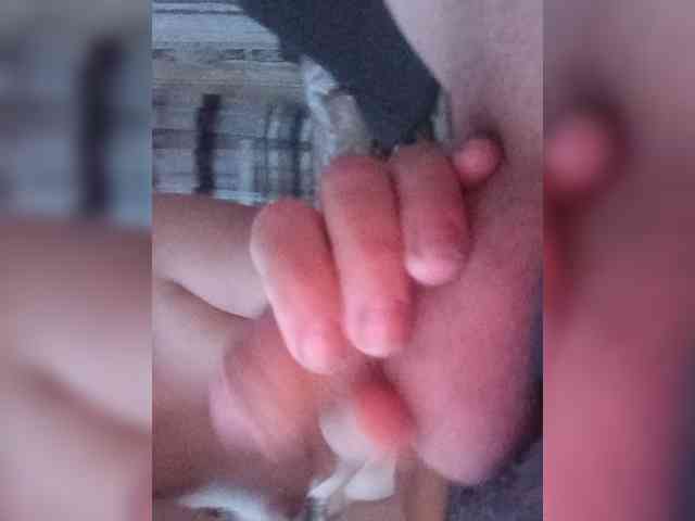 Konfetka228 webcam