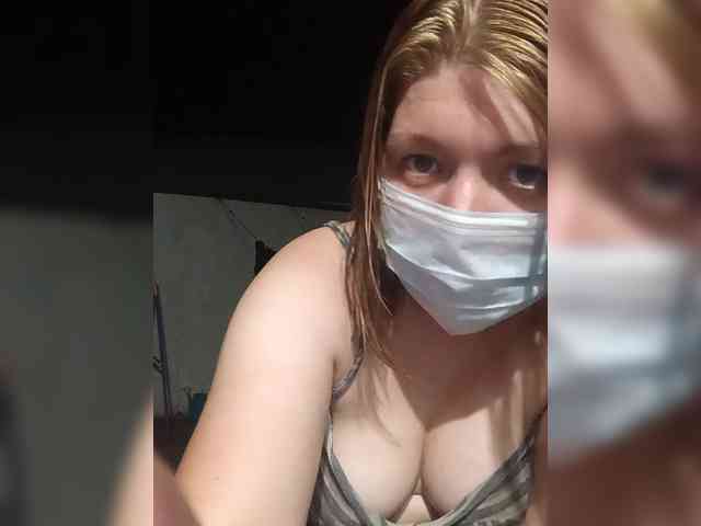 Konfetka228 webcam
