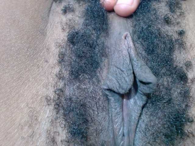 Skiny Bitch X (Skinybitchx)