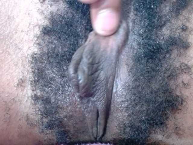 Skinybitchx live cam on BongaCams