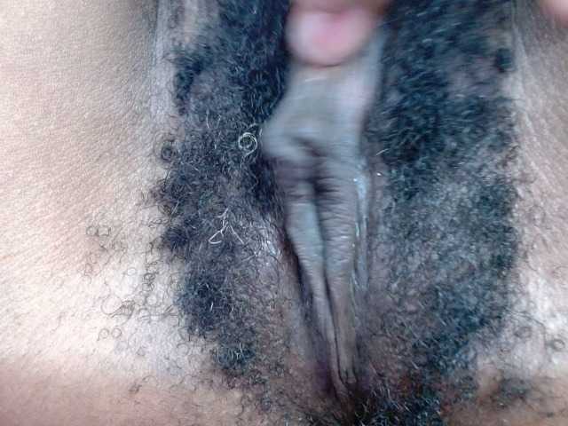 Skinybitchx live cam on BongaCams