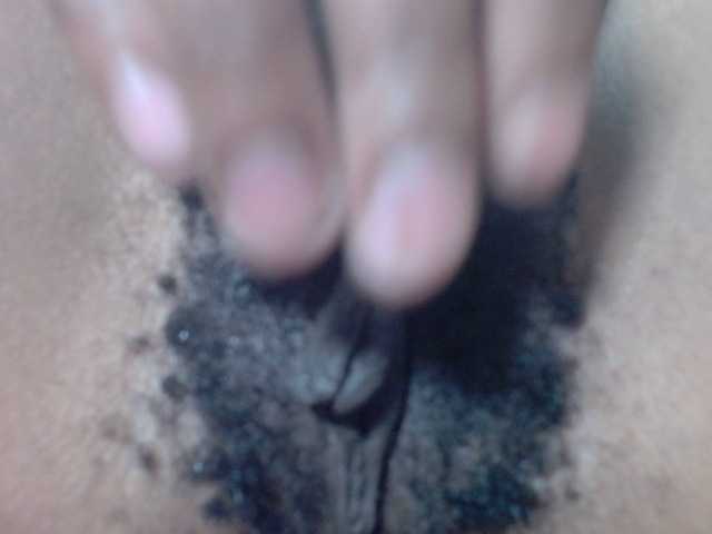 Skinybitchx live cam on BongaCams