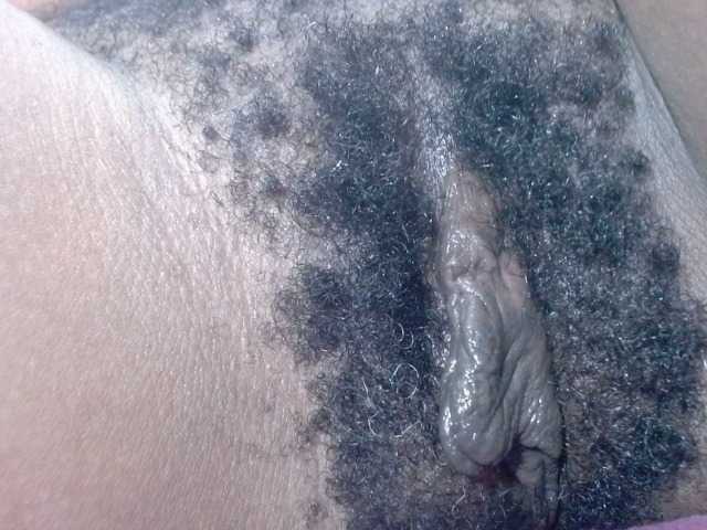 Skinybitchx live cam on BongaCams