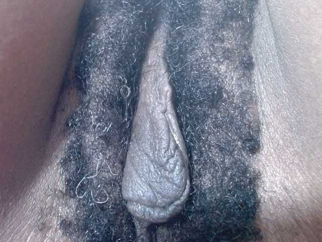 Skinybitchx live cam on BongaCams