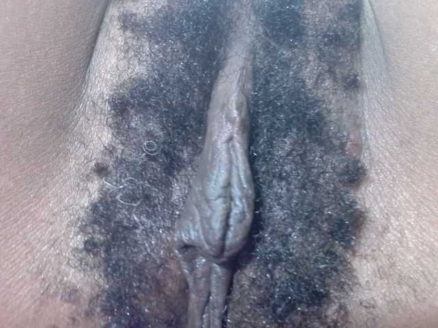 Skinybitchx live cam on BongaCams