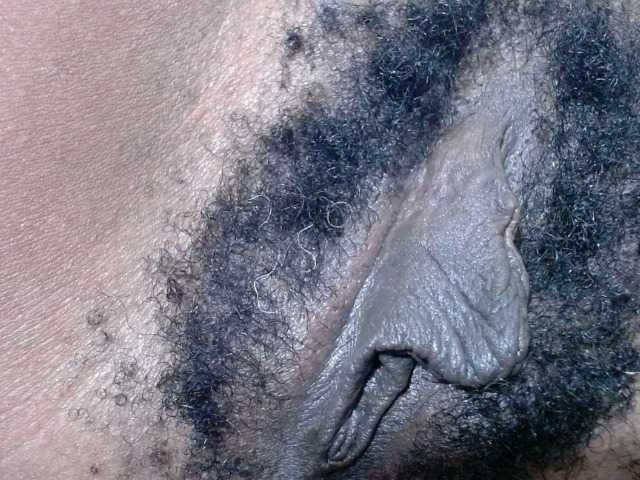 Skinybitchx live cam on BongaCams