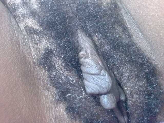 Skinybitchx live cam on BongaCams