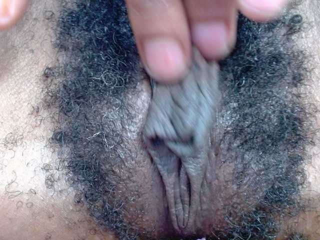 Skinybitchx live cam on BongaCams