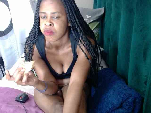 Skinybitchx webcam