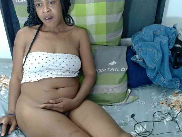 Skinybitchx webcam