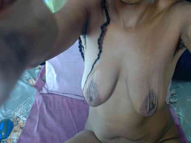 Model: Skinybitchx