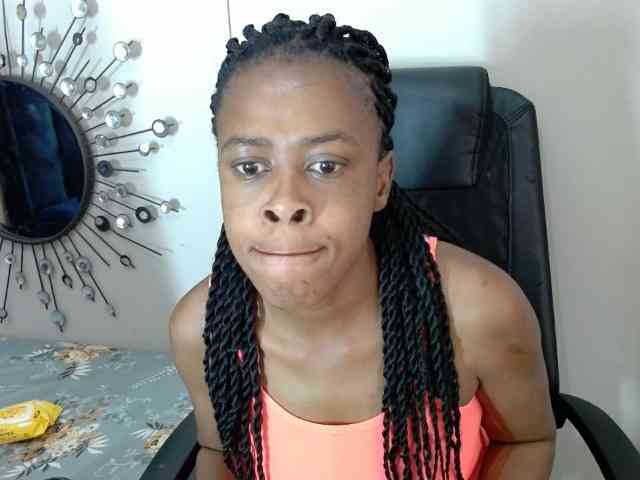 Skinybitchx webcam