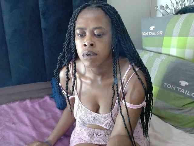 Skinybitchx webcam