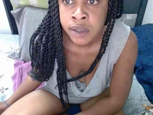 Skinybitchx webcam