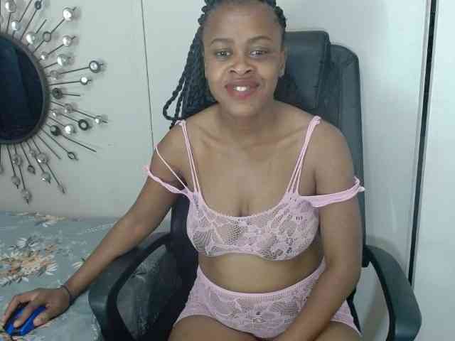 Skinybitchx webcam