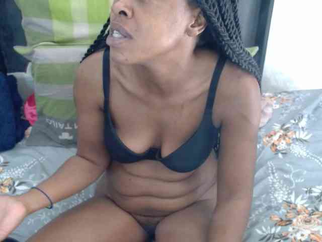 Skinybitchx webcam