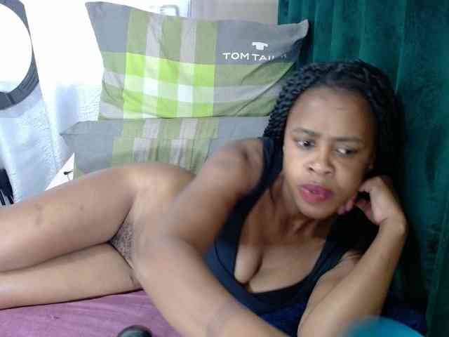 Skinybitchx webcam