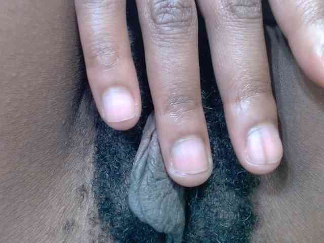 Skinybitchx webcam