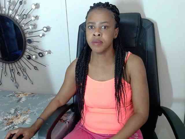 Skinybitchx webcam