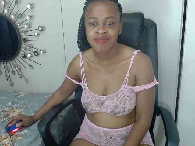 Skinybitchx webcam