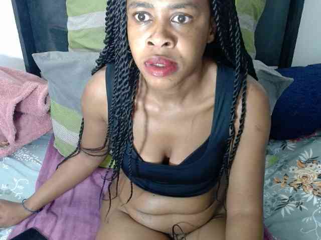 Skinybitchx webcam