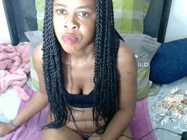Skinybitchx webcam