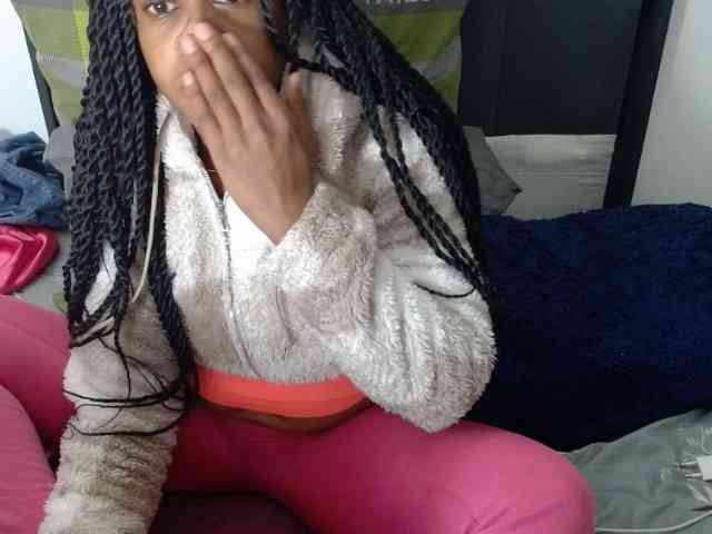 Skinybitchx webcam