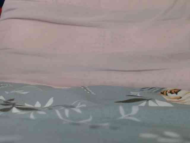 Skinybitchx webcam