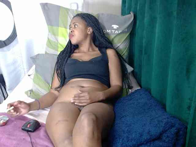 Skinybitchx webcam