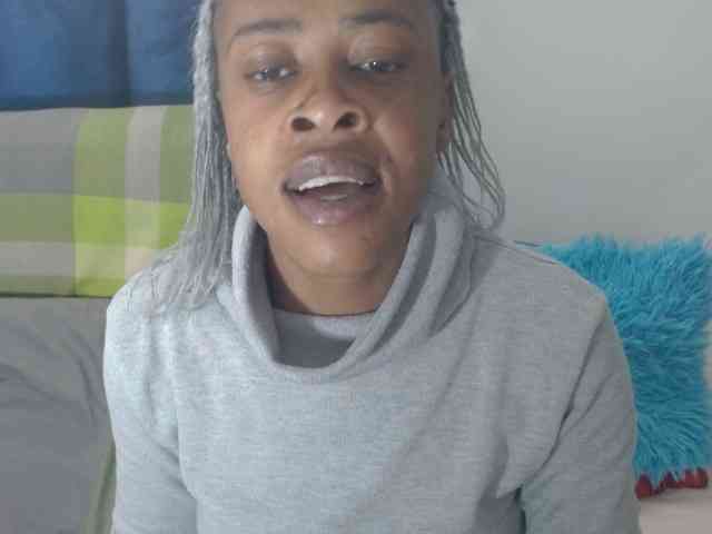 Skinybitchx webcam