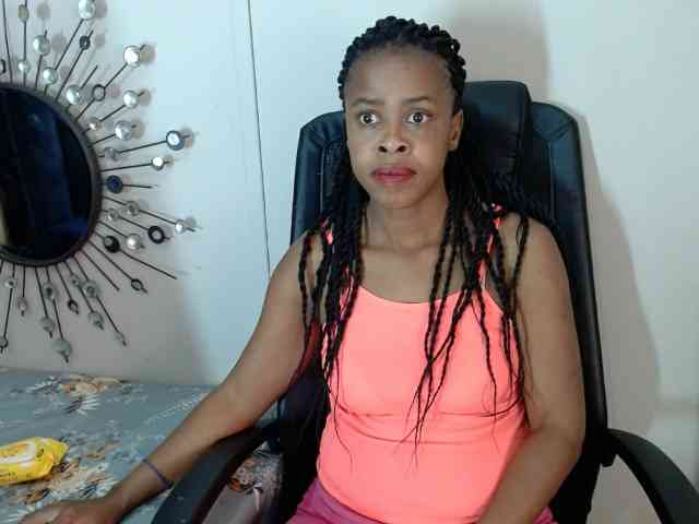 Skinybitchx webcam