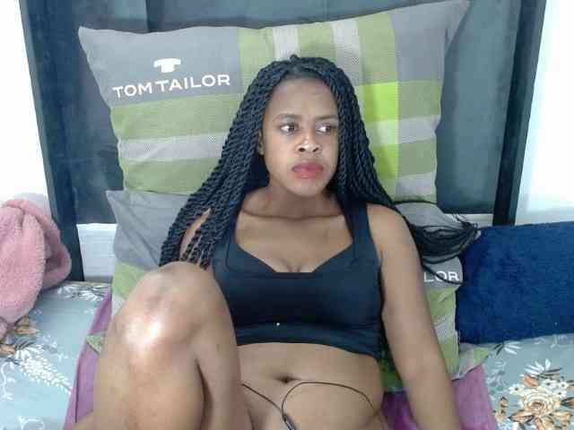 Skinybitchx webcam