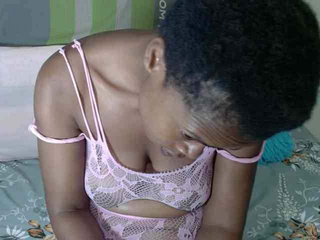 Skinybitchx webcam