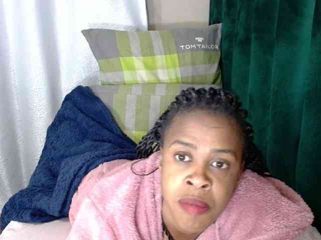 Skinybitchx webcam