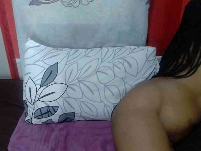 Skinybitchx webcam