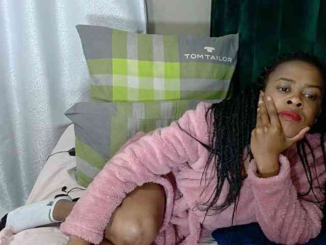 Skinybitchx webcam