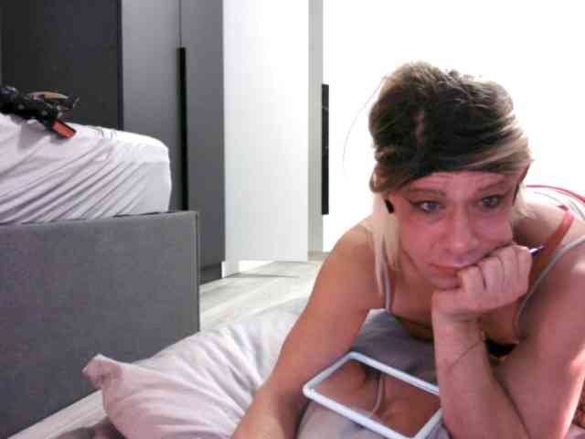 Victoria777a Live Webcam on BongaCams