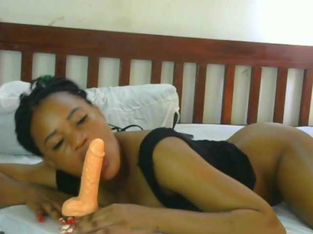 Sexylavinnn's BongaCams show and profile