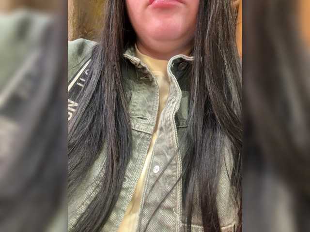 Kohanka's BongaCams show and profile