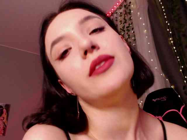 dolll-maiya webcam