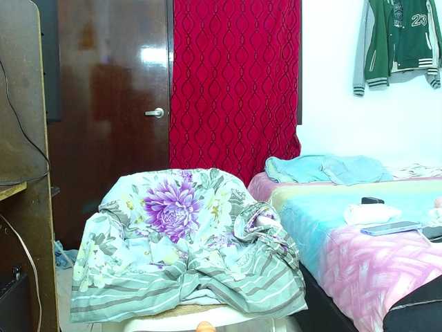 amberkholin- live cam on UnifiedCams