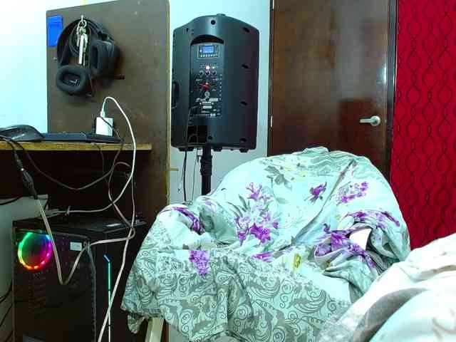 amberkholin- webcam