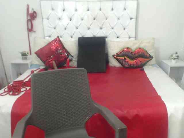 SweetBigCat webcam